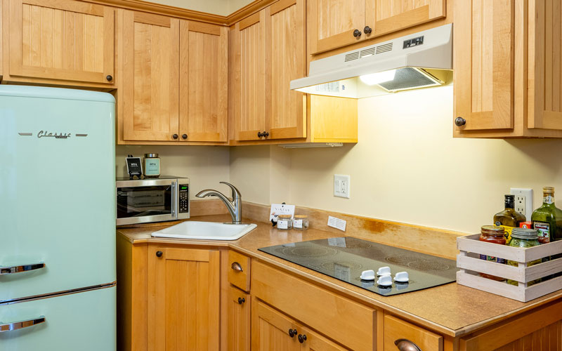 Fully equipped kitchen in the Baker Suite at Victoria Falls House, Nelson BC.